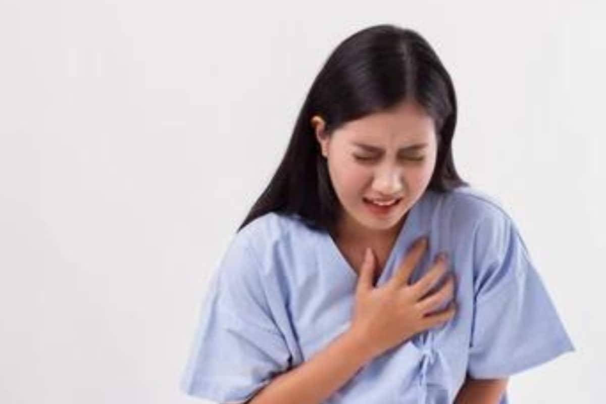 heart-attacks-in-women-know-symptoms-and-preventive-measures-watsup